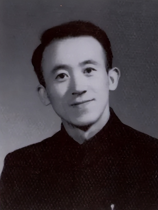 夏青与葛兰的朗诵,夏青和葛兰两人的播音视频