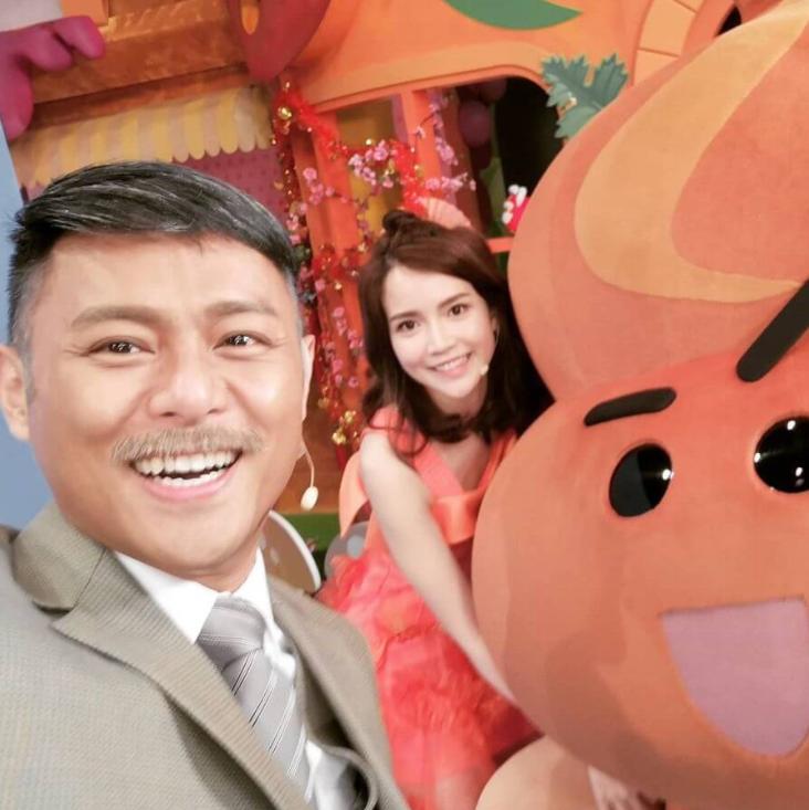 逾10位香港艺人确诊，有人一家五口中招，歌手吴林峰发声道歉