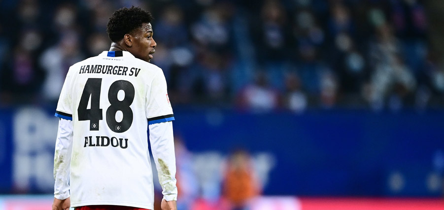 精明的欧联杯冠*队军**：他们签约六名悍将，却只花了200万转会费