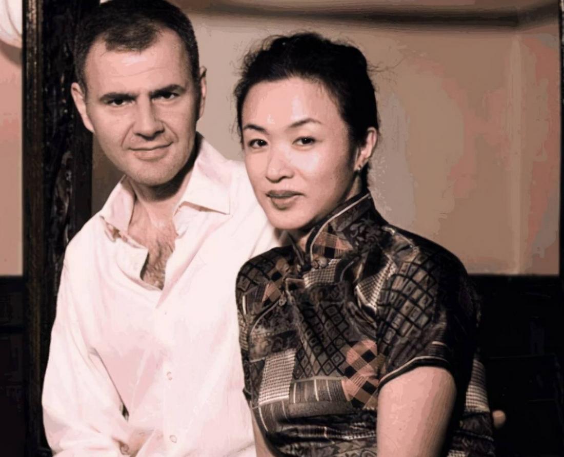 《金星秀》停播6年，金星亮相干女儿婚礼，55岁的她身材好气质佳