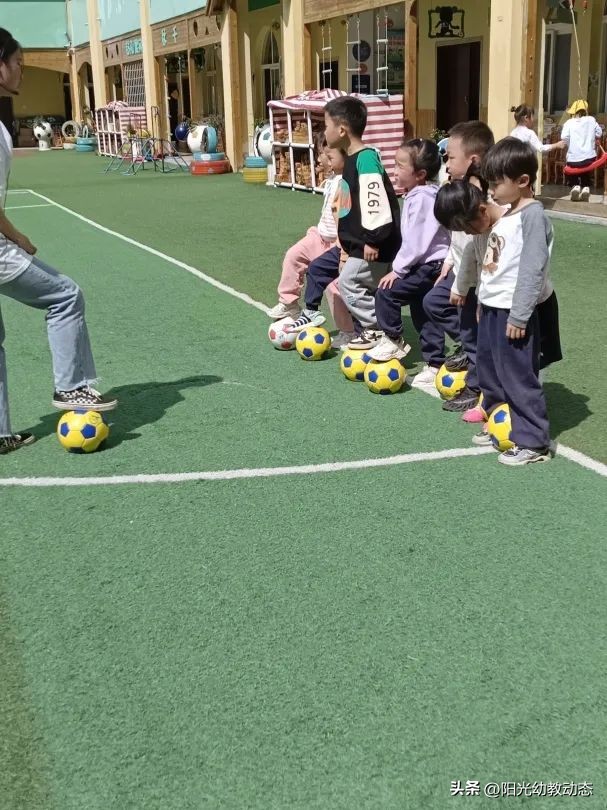 3到7岁足球游戏教案,足球游戏打鸭子教案