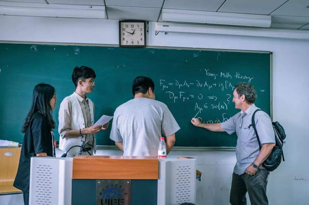 教育部不承认的国外留学生,最新留学生政策解读