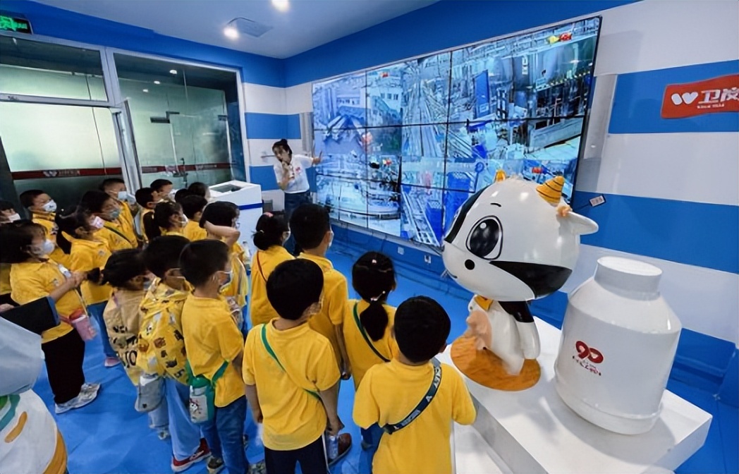 卫岗乳业开展“科学饮奶，助力儿童健康成长”主题宣传活动