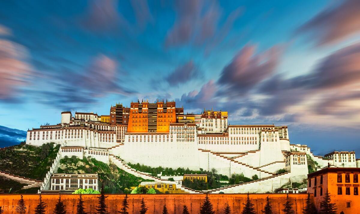 去趟拉萨看看拉萨的布达拉宫,拉萨南山公园离布达拉宫多远