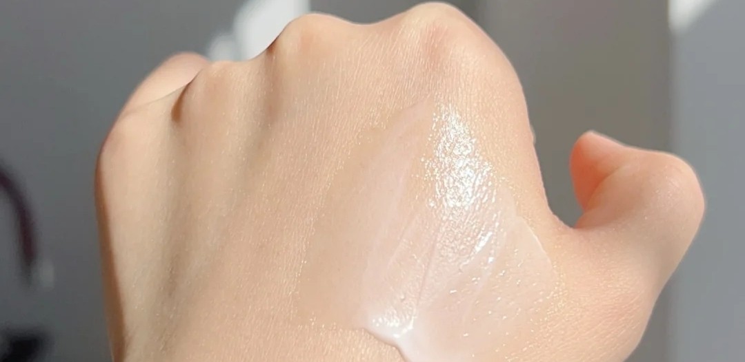 这些眼霜滋润补水抗老,四种国货好眼霜