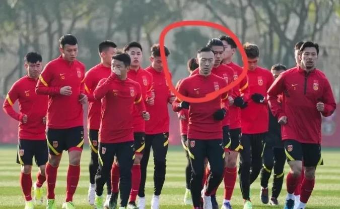 多个业余足球向足球队发起挑战,多个业余队向国足发起挑战