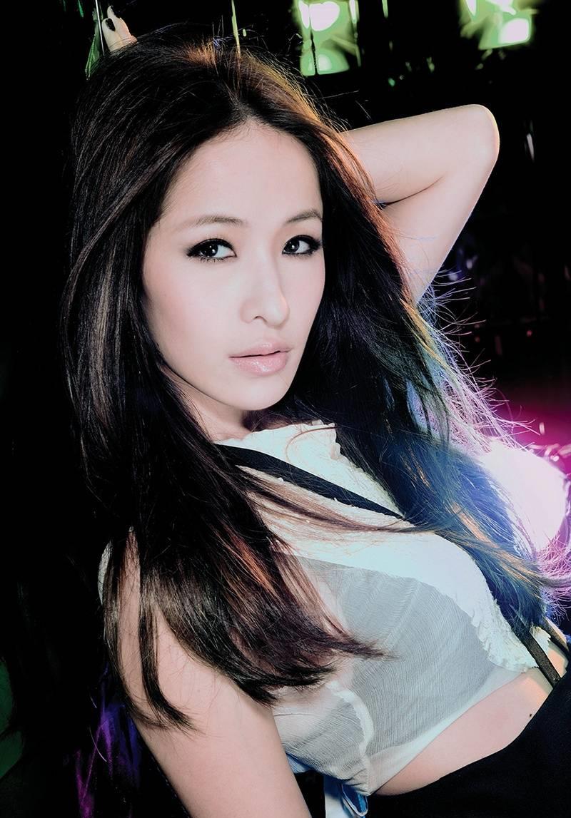 萧亚轩为什么着急复出,萧亚轩回应复出传闻