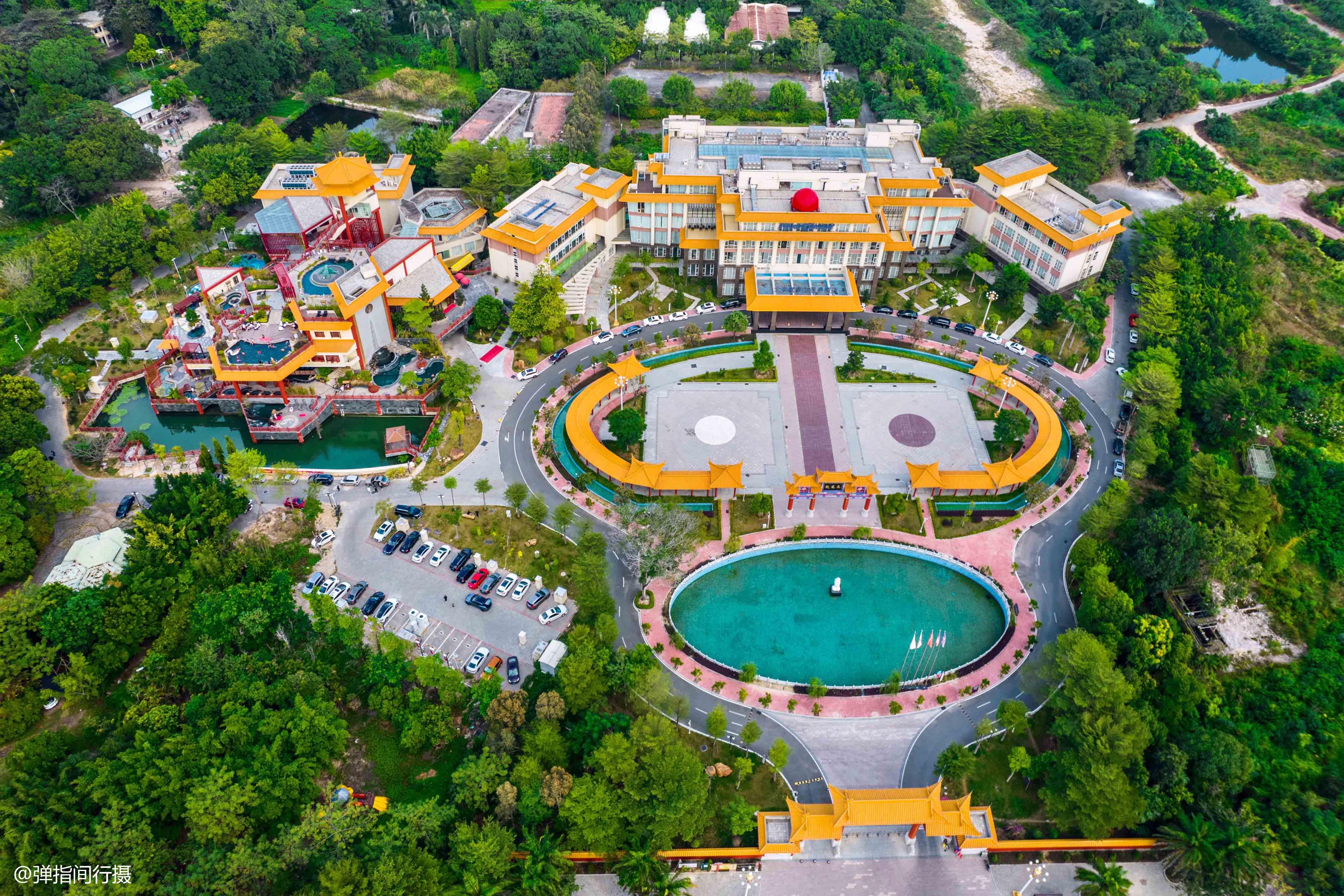 中国南方3个温泉胜地,冷门小众,泉水优质,冬季“泡汤”好去处