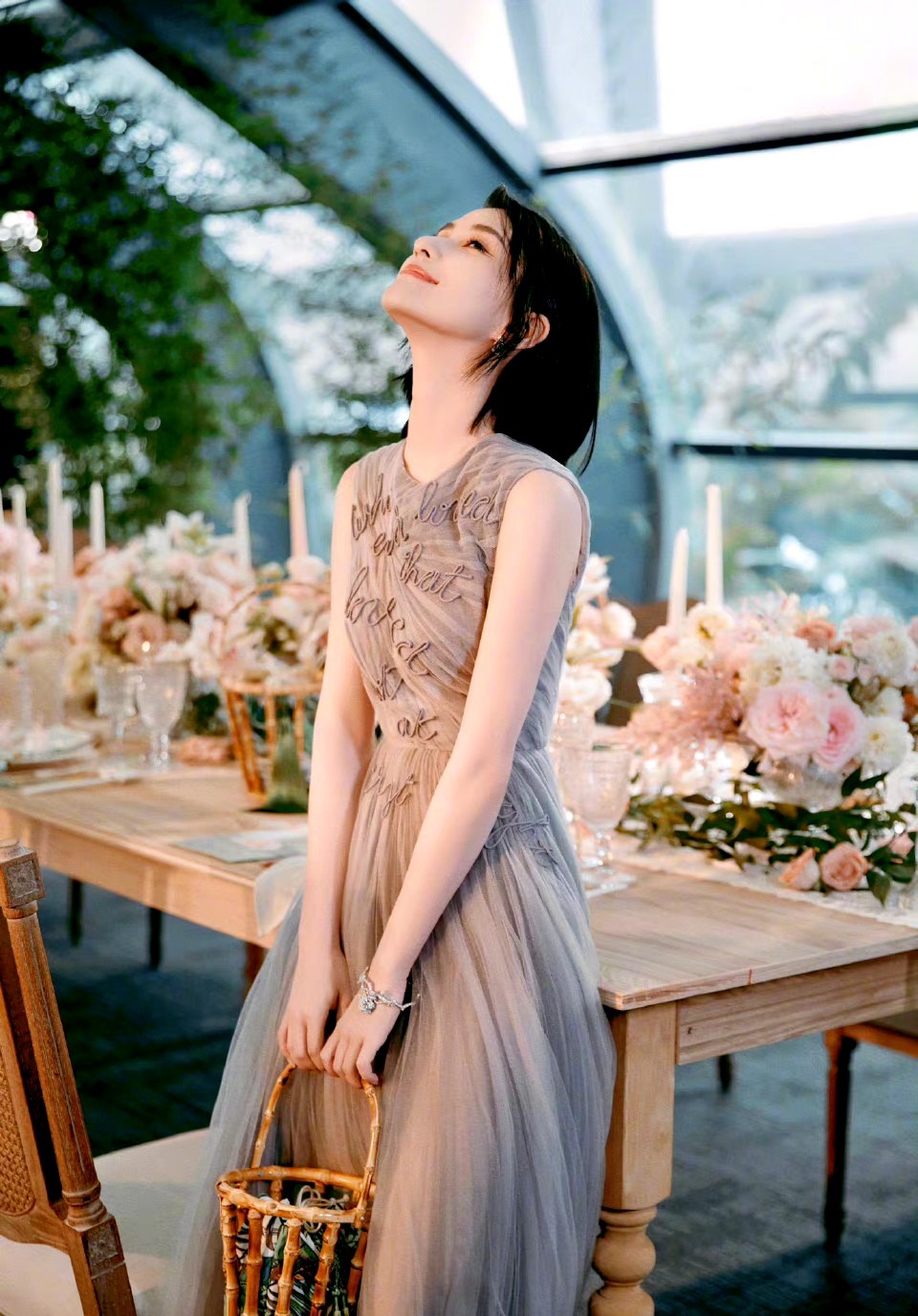 何超莲婚礼誓词曝光，感谢窦骁对自己的无限包容，要生一支足球队