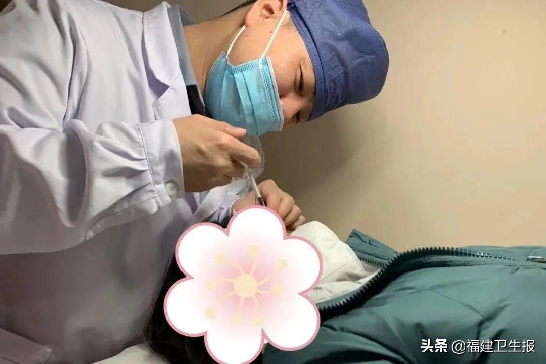 福州一阿姨眼皮狂跳多年,财没来,病来了!医生提醒:眼皮这么跳,赶紧去医院