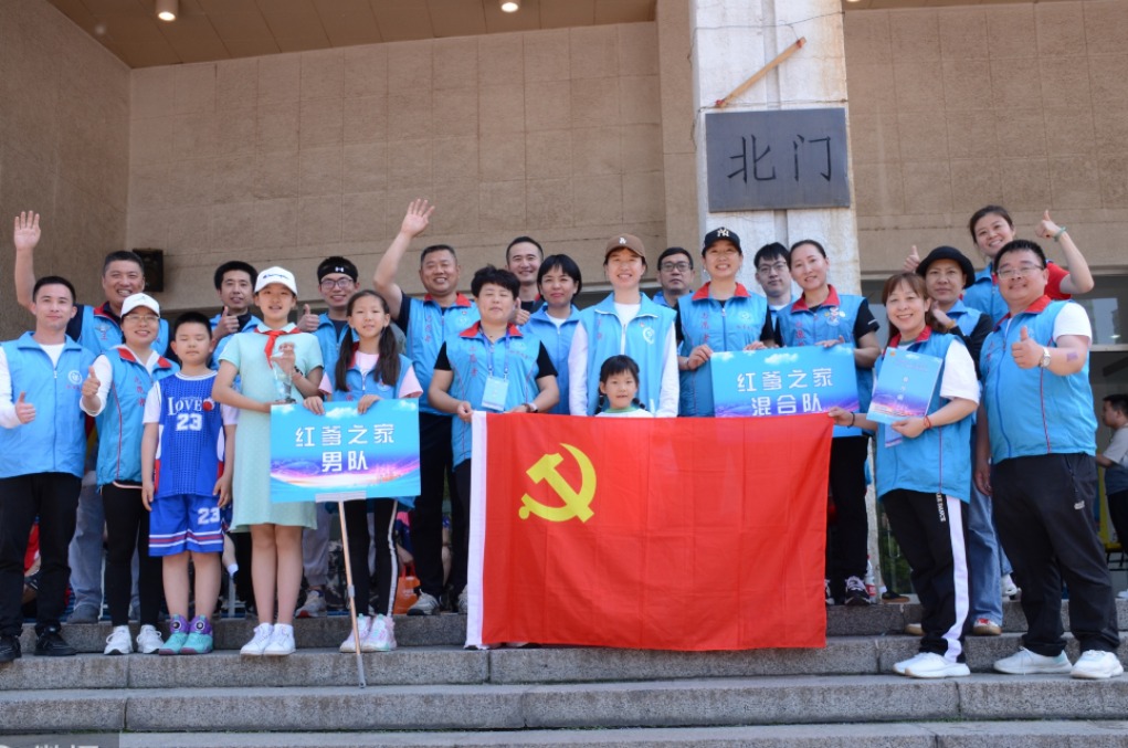 2019年全国职工沙地拔河比赛,拔河比赛凝聚同心齐力