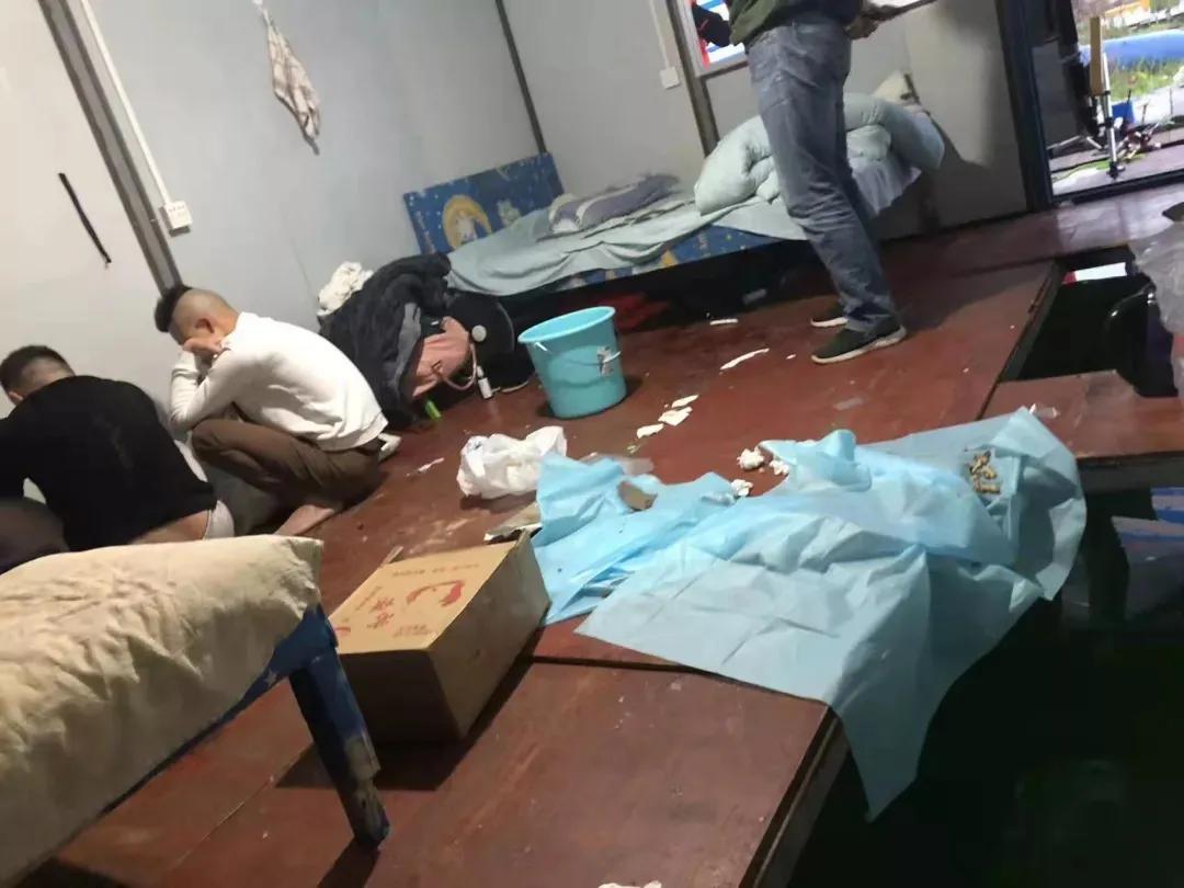 ps敲诈勒索被捕,男子ps拍照敲诈勒索