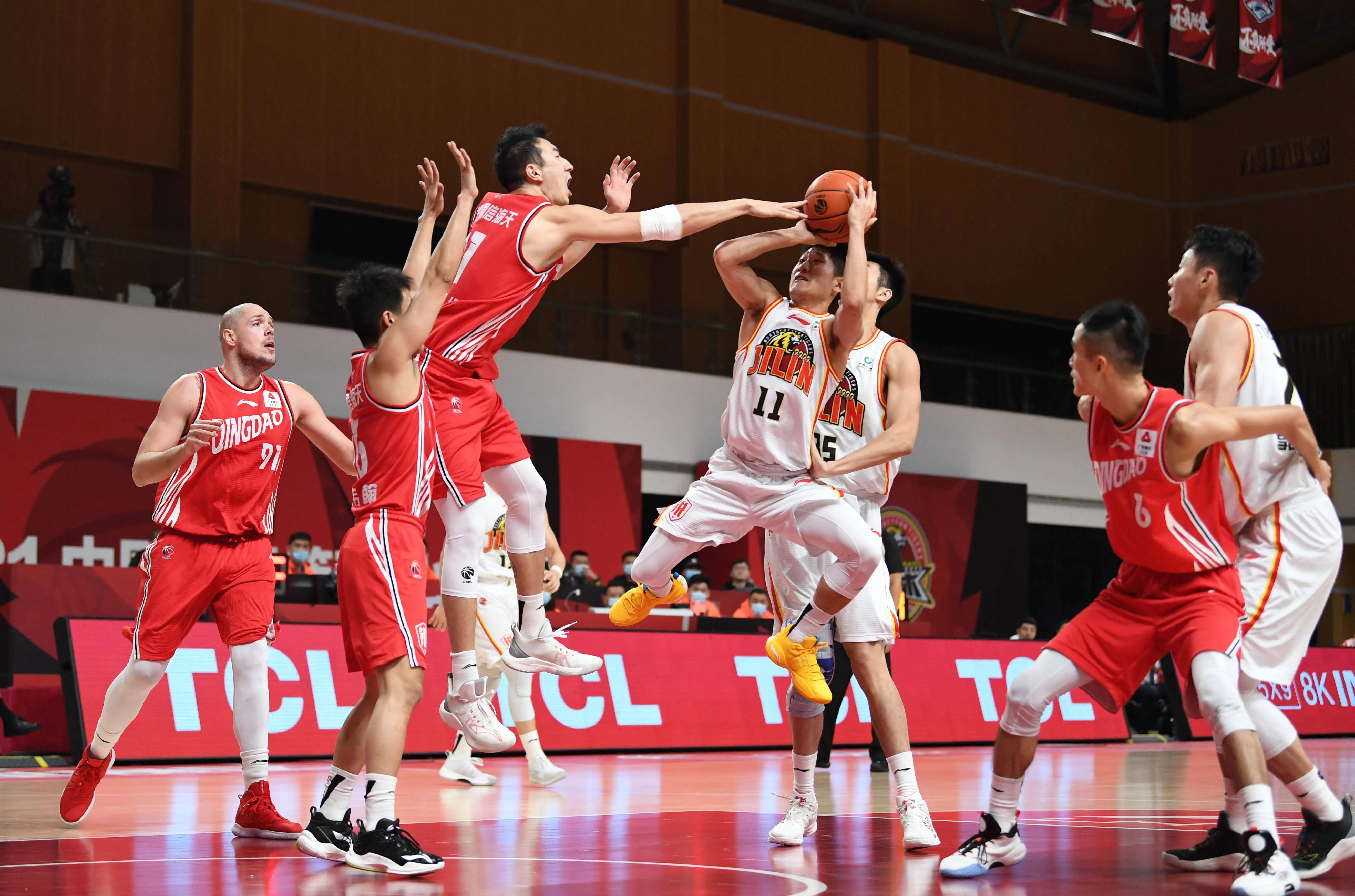 cba姜伟泽投篮慢动作,cba历史三分榜姜伟泽