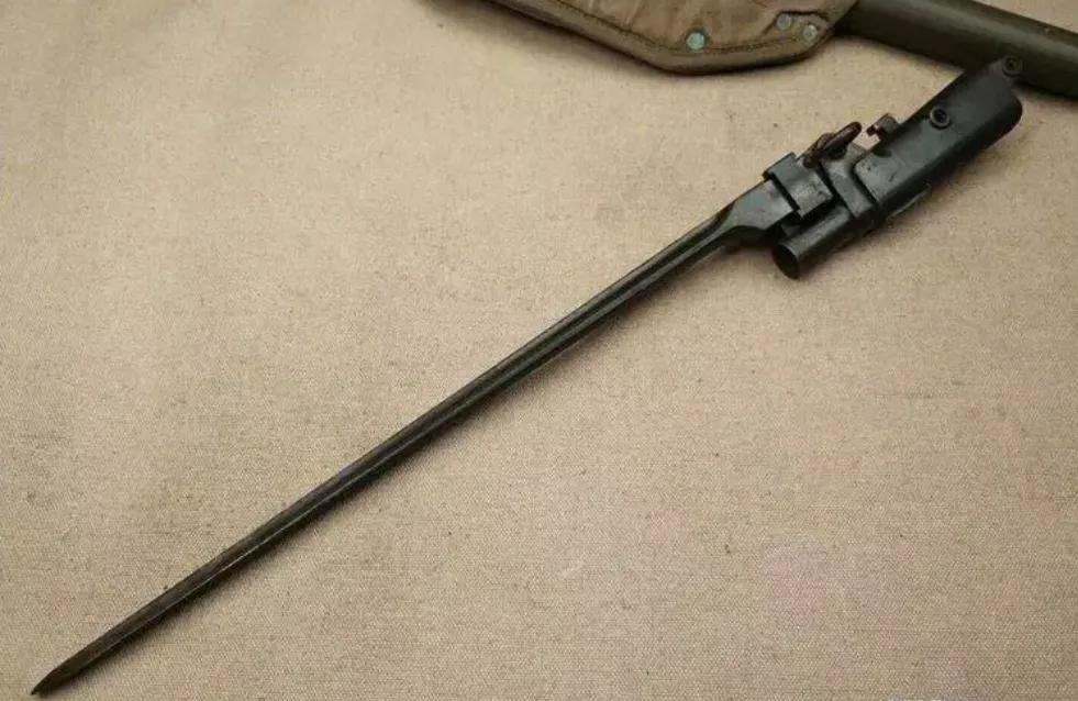 卡宾枪持枪动作教学,卡宾骑枪