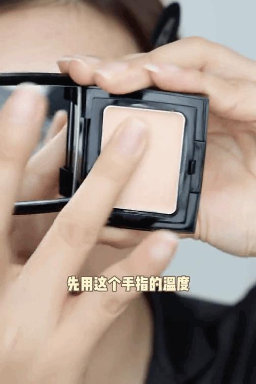 毛戈平粉膏为啥有三款,毛戈平粉膏怎么上妆不卡粉