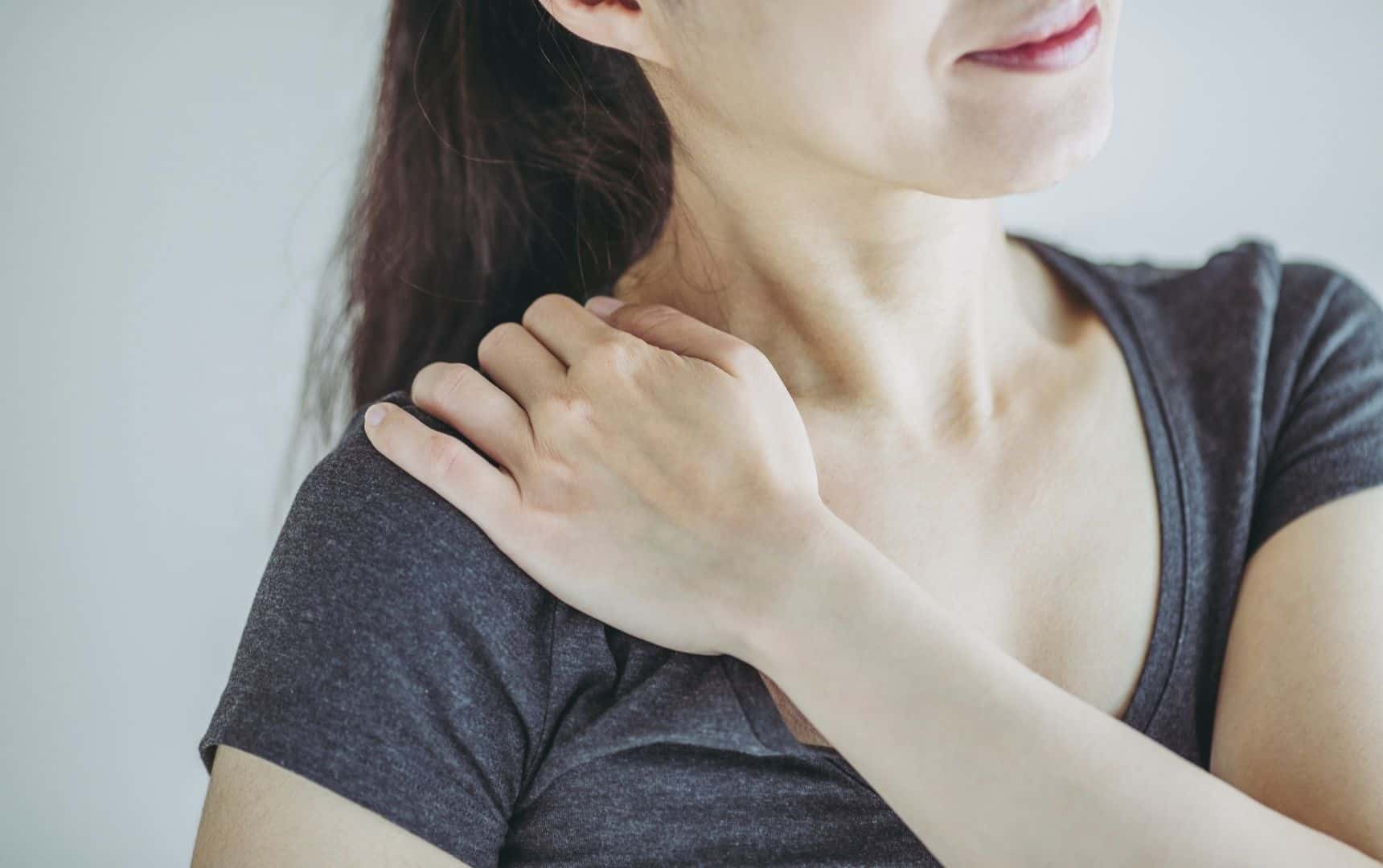 肩关节弹响康复训练视频,肩关节弹响需要吃药吗