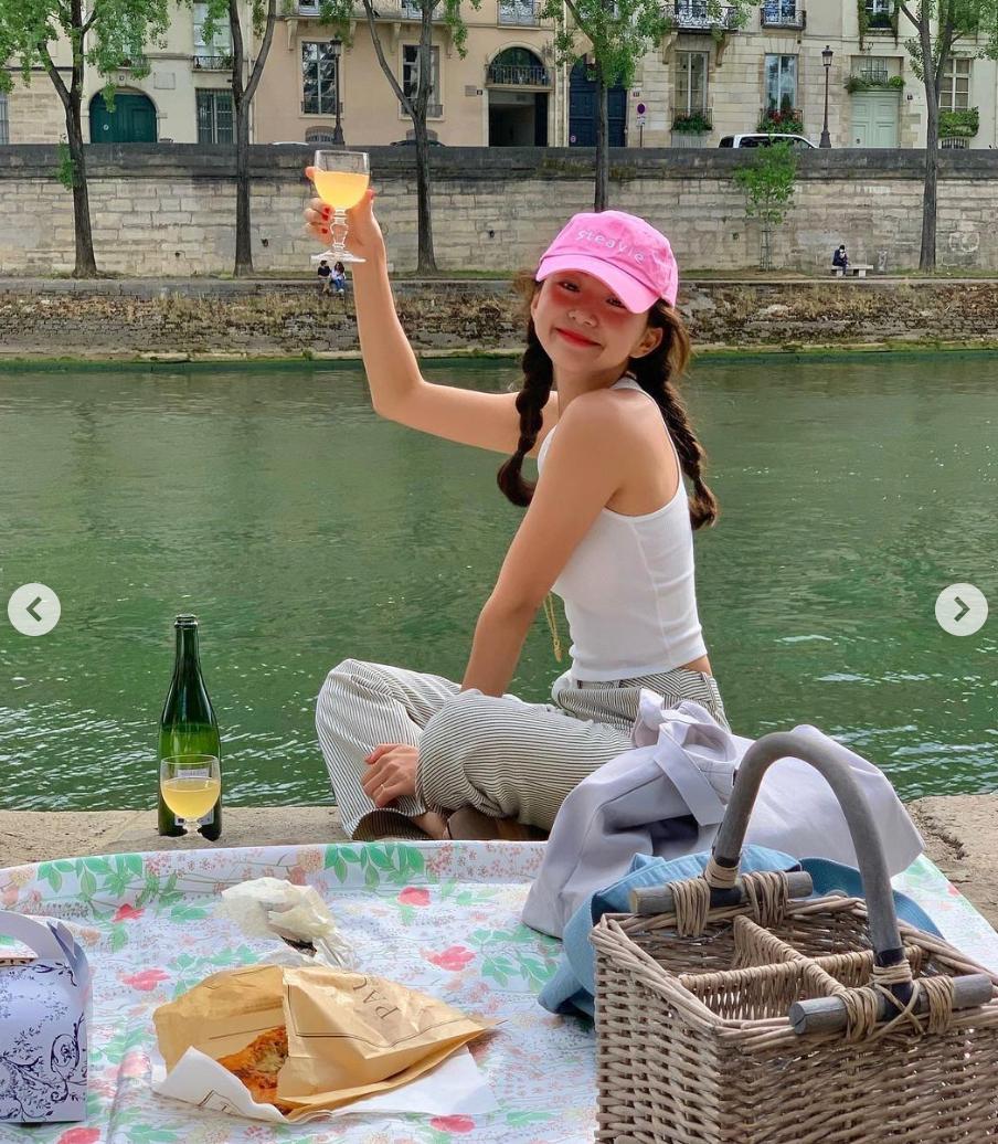 时尚博主的19件夏季日常穿搭look,这位博主的减龄穿搭值得学习