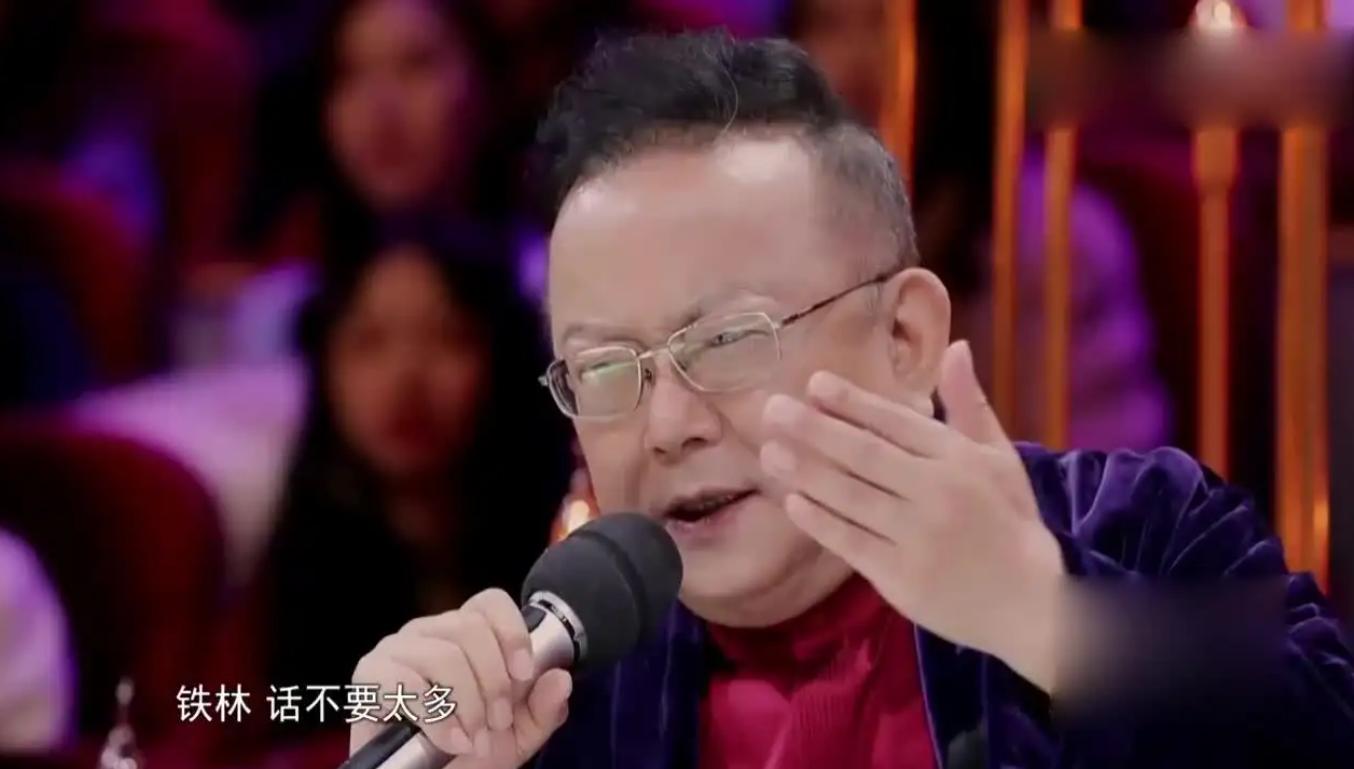 巩汉林足球签名赝品事件,巩汉林足球赝品