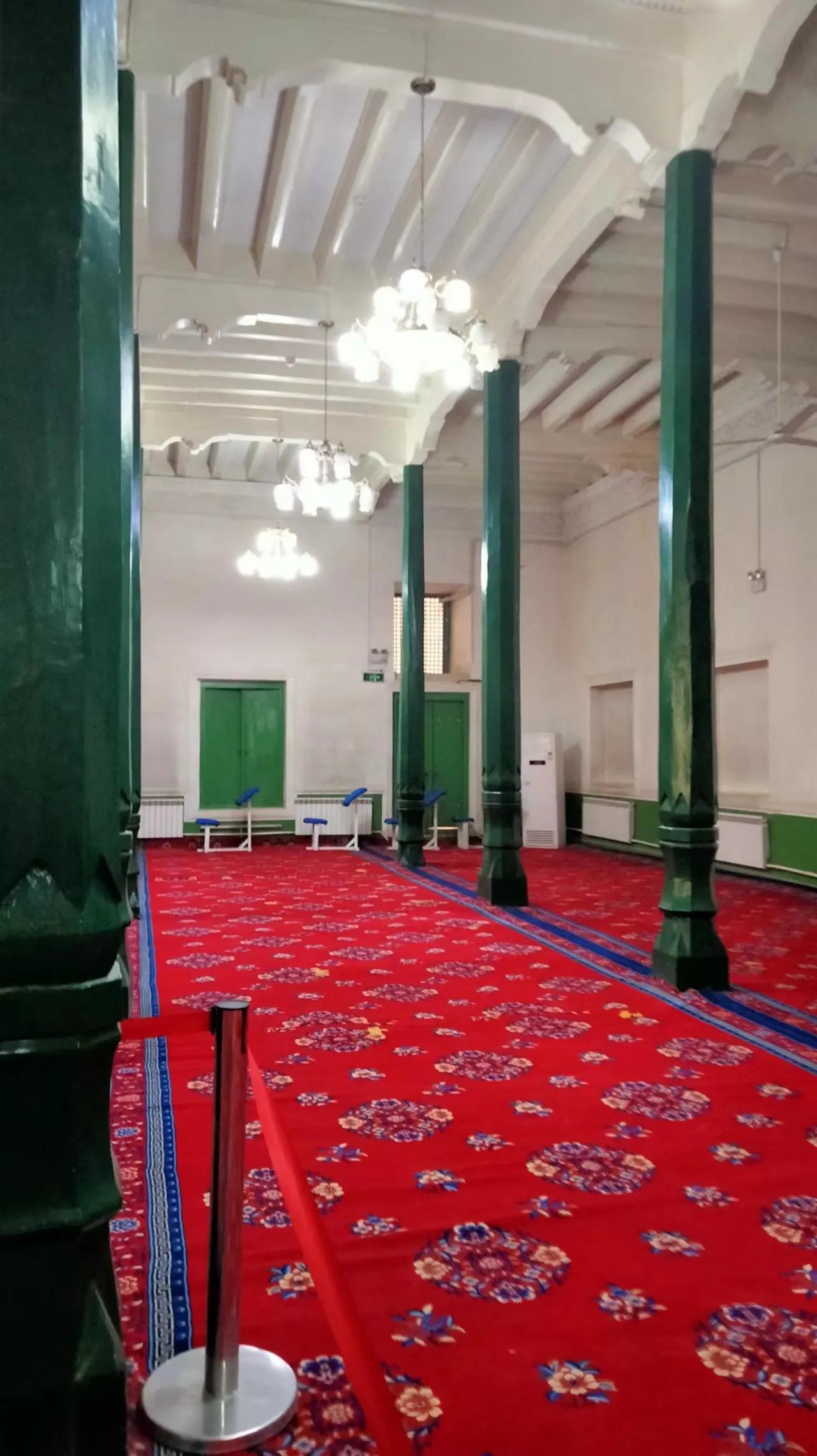 遇到在路上旅行，一个月也能赚一万块左右的小敏（124）