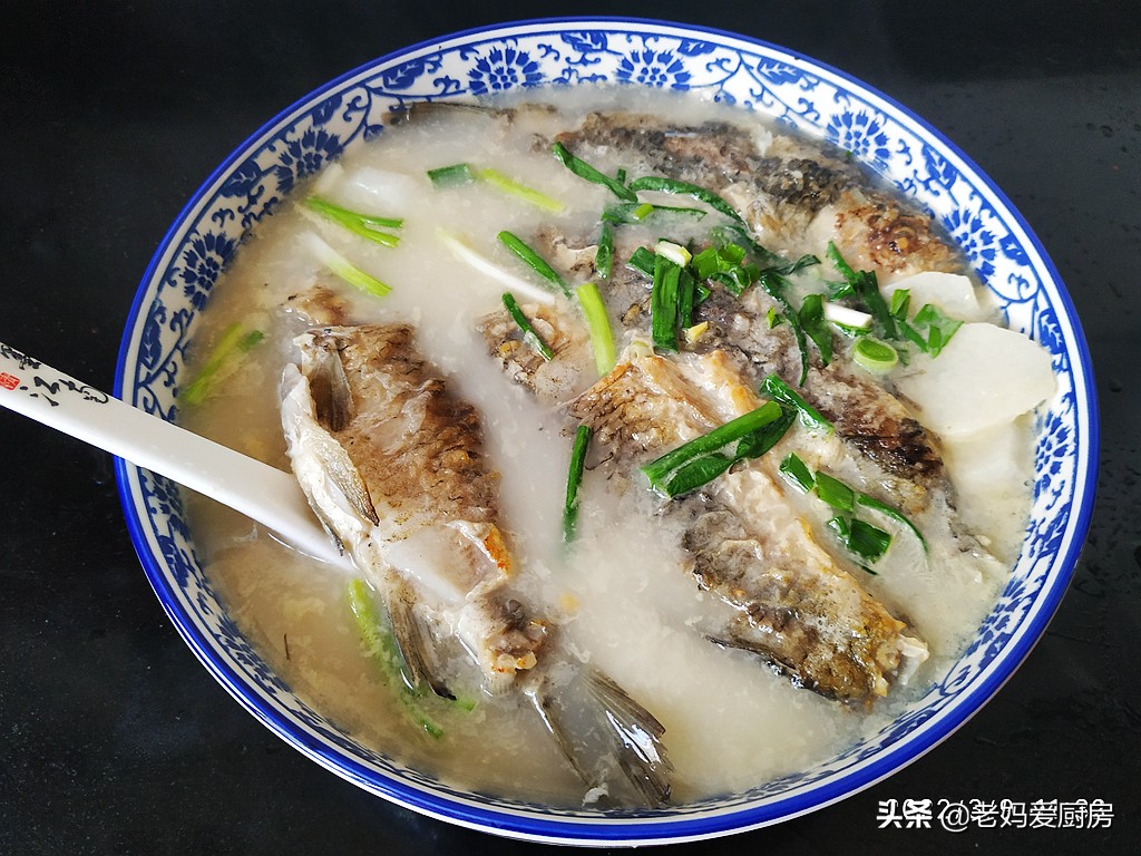 辅食山药鲫鱼汤,儿童鲫鱼山药汤