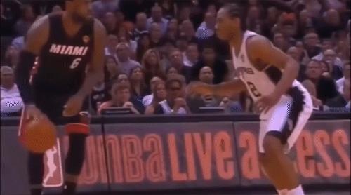 防守大闸最简单的方法,30秒教你防守小技巧