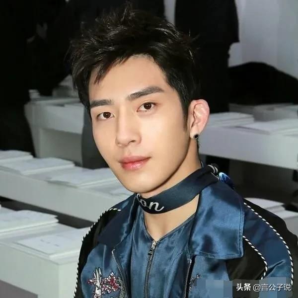 老戏骨大长脸男星,娱乐圈大长脸男星