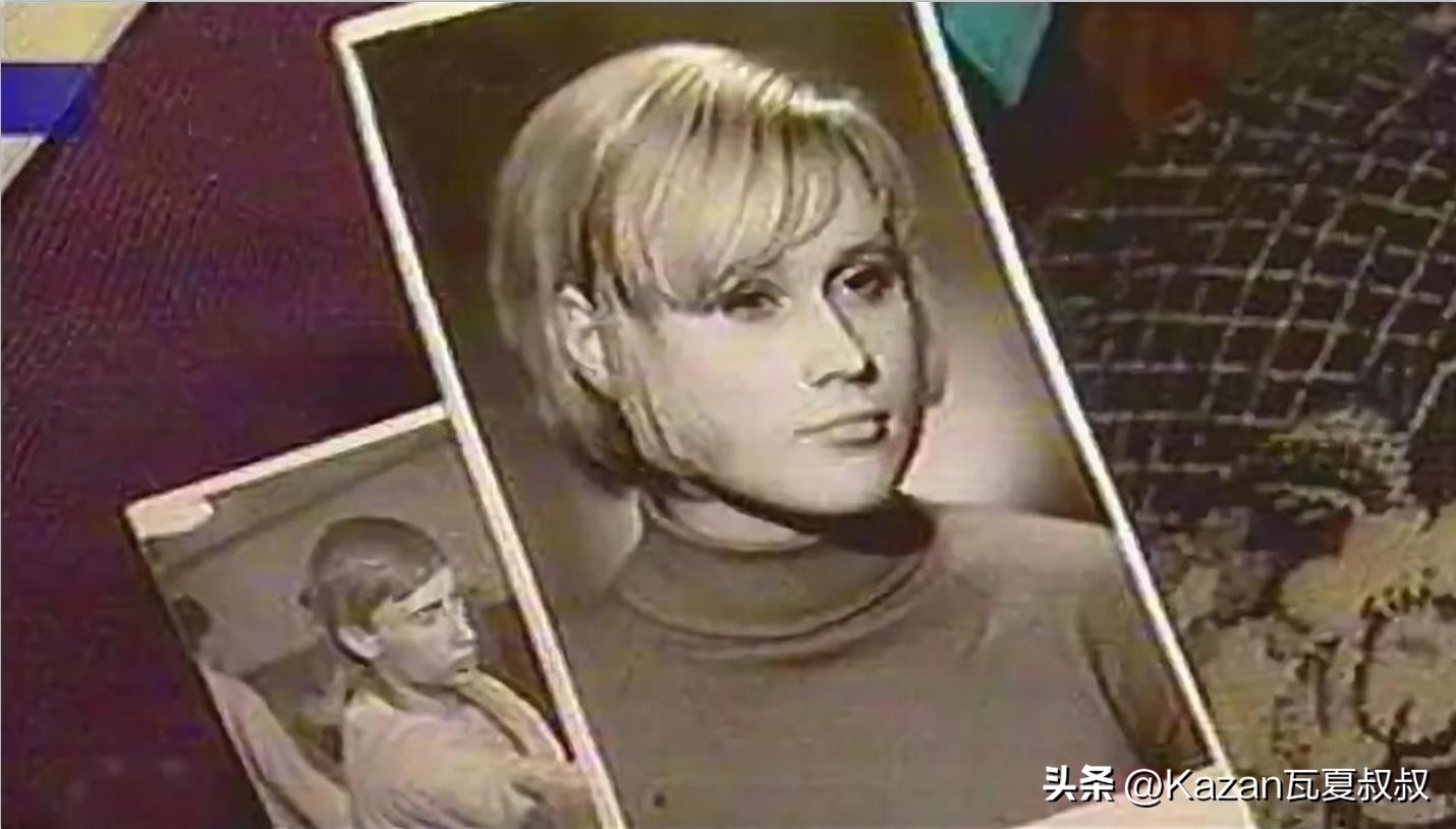 她是普京17岁的初恋，永远忘不了和他温热的初吻，却主动甩了普京