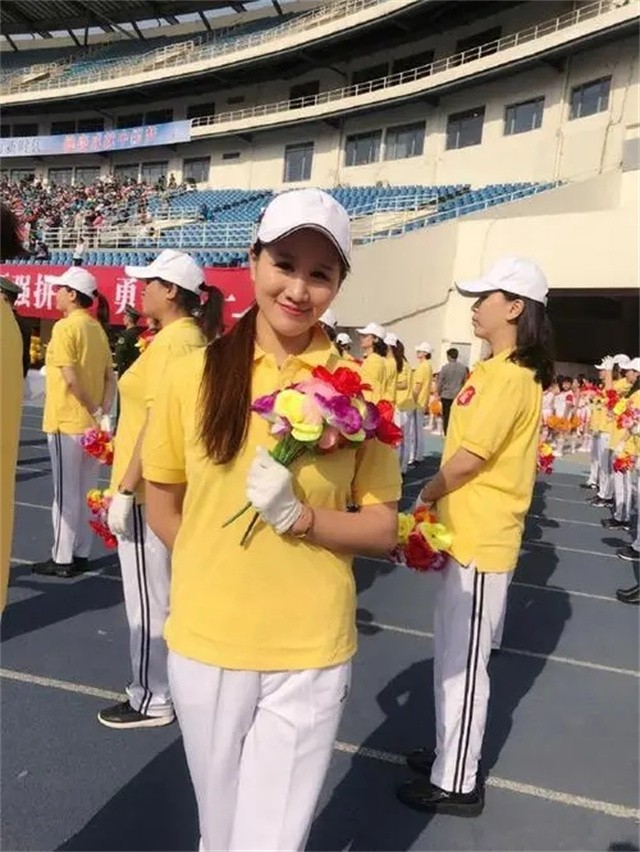 杜锋第二任妻子有孩子了吗,杜锋妻子个人简历