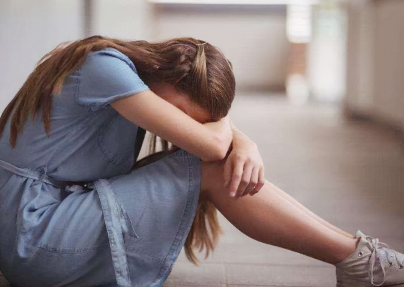 青春期的孩子自卑怎么办,青春期孩子告别自卑