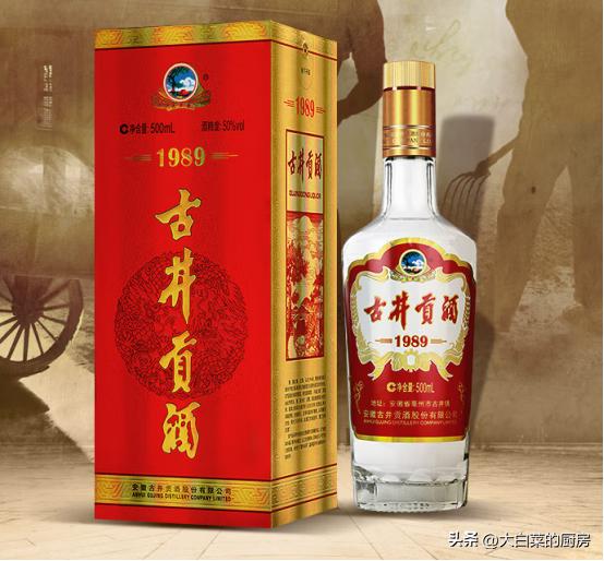 同样是白酒茅台凭什么卖上千元,美国超市中国卖的茅台是真的吗