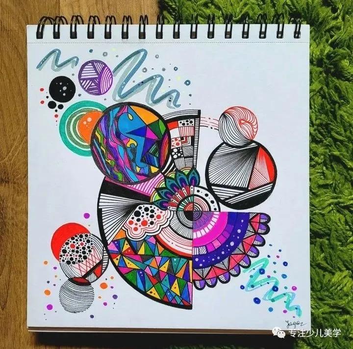 40张美术老师心心念念想画的线描作品，几何与线条的碰撞！