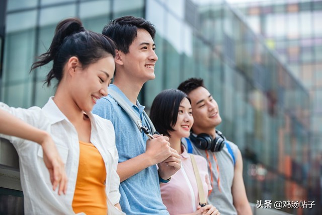 捐精志愿者：取精室不是很色情，半年捐8-10次，1ml领50元补贴