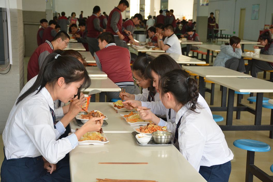 长春各大学的住宿条件,长春高中住宿条件