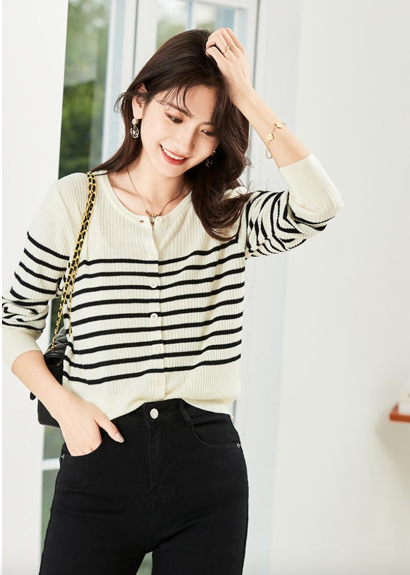 72套冬日穿搭模板好看又显瘦,27套春夏日常穿搭显瘦气质满分