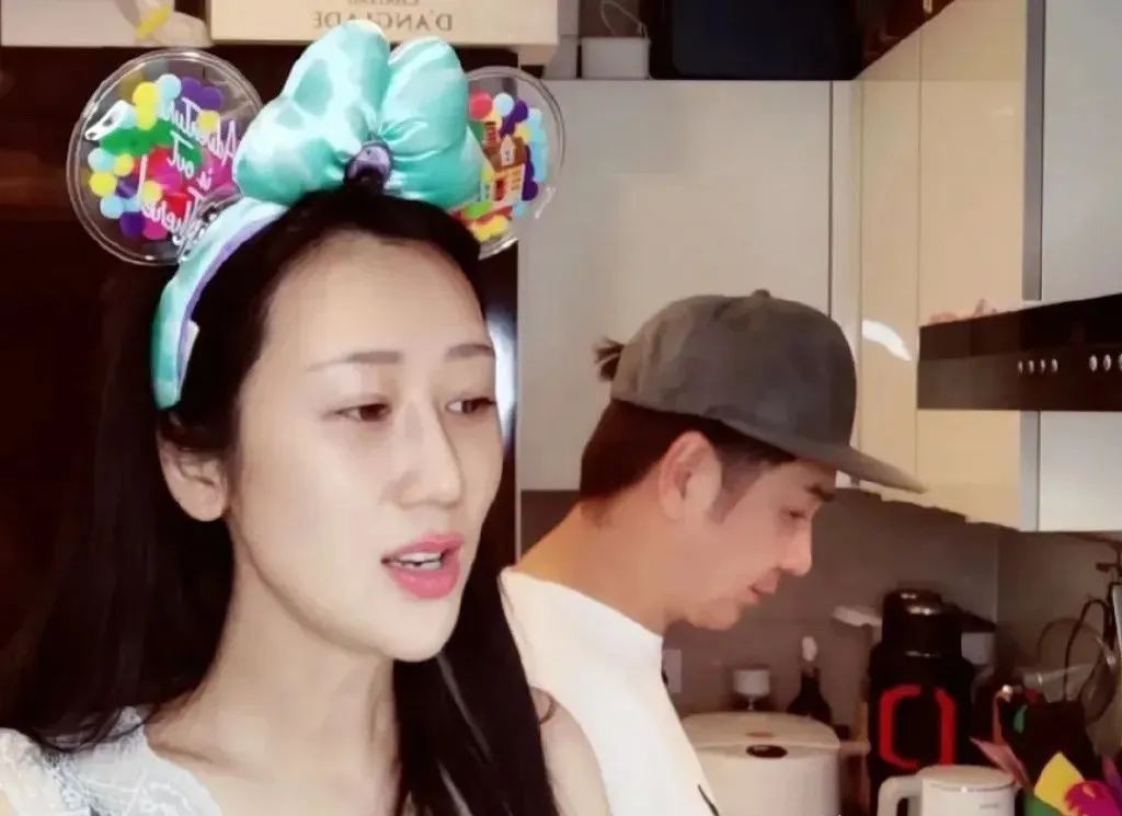 疫情下的明星有多惨,疫情下的明星百态