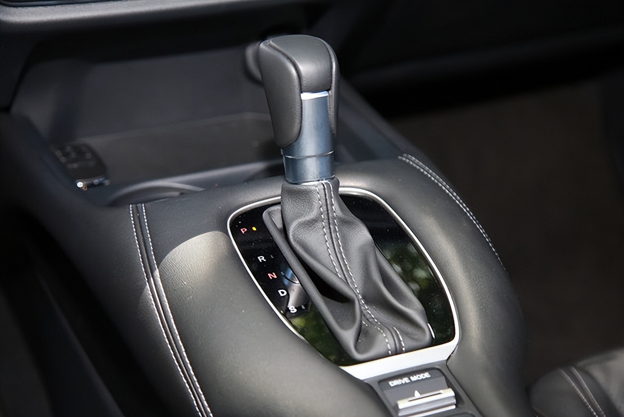 本田zrv致在精英版值得购买吗,广汽本田致在ZR-V混动版