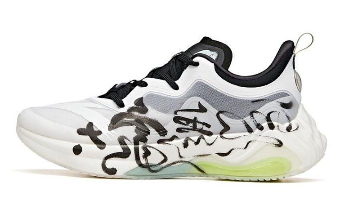 安踏多款老爹鞋曝光！满眼都是巴黎世家、新百伦的影子？