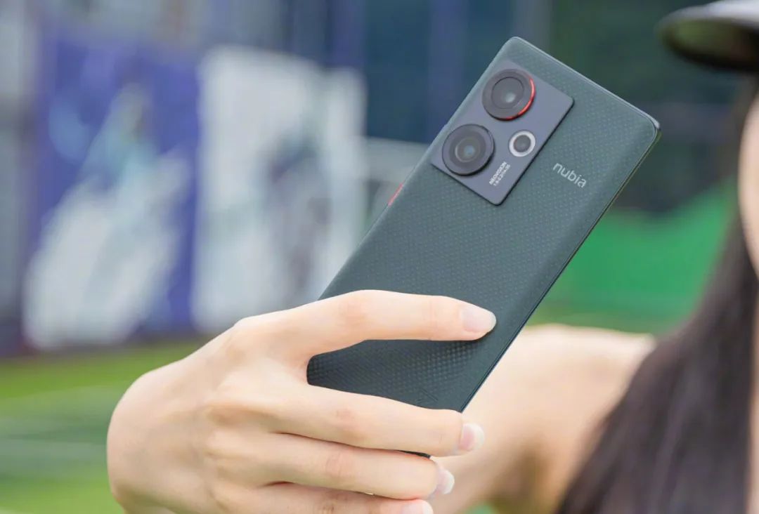 2000到3000的最强拍照手机推荐,3000元以内最具性价比拍照手机