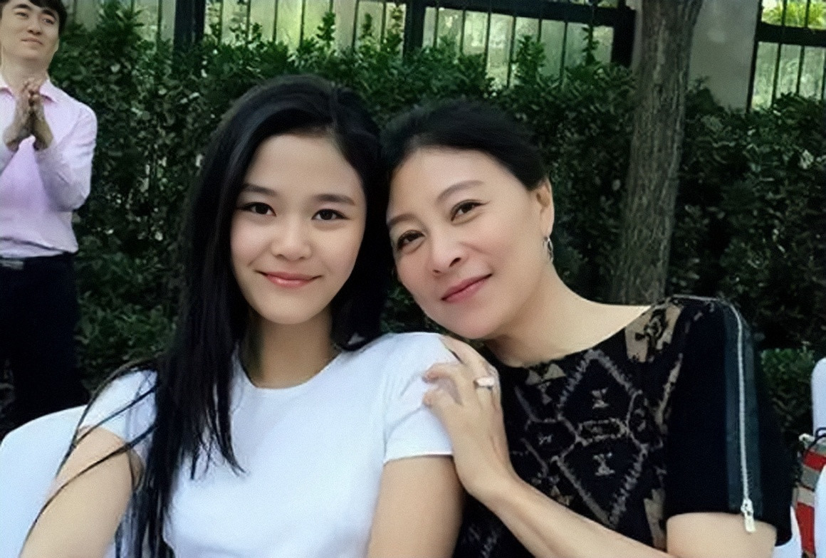 演员岳红何时病逝,演员岳红是如何抗癌的