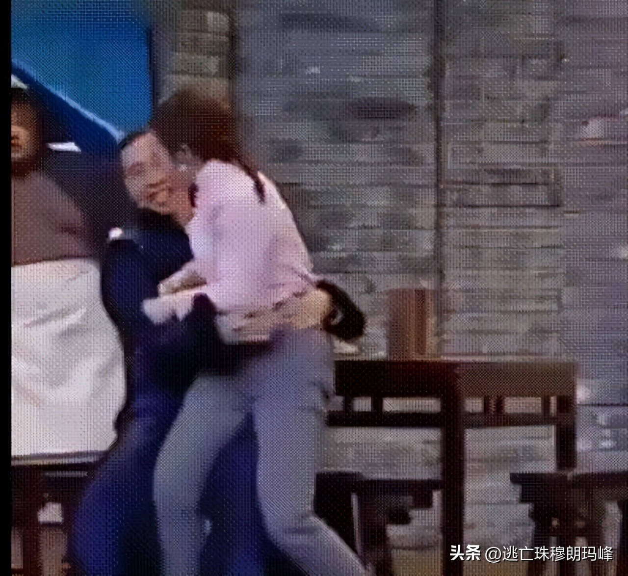 娱乐圈中被骗得最惨的女明星,娱乐圈里有哪些假戏