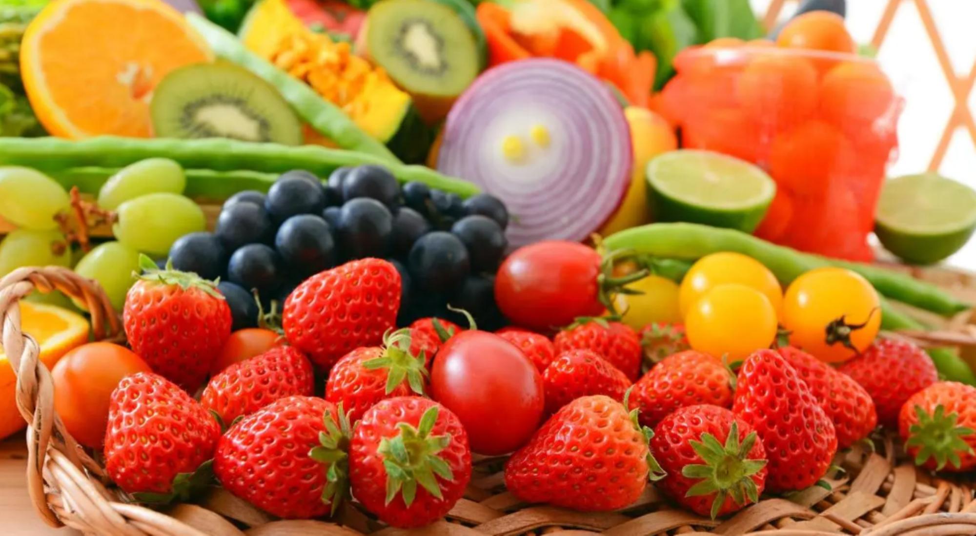 50岁女人最近大便呈绿色怎么回事,为啥我的便便发黑