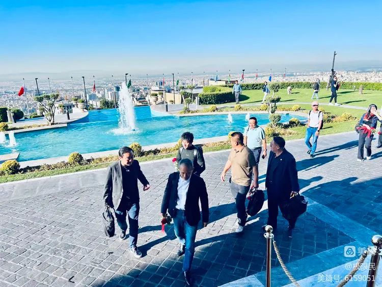 德爱会随“一带一路”经贸考察团参访伊朗