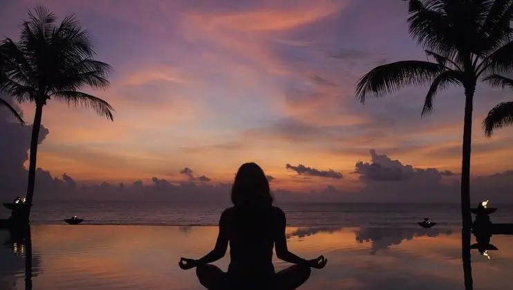 老人睡觉害怕是什么原因,老人晚上睡觉害怕是什么原因