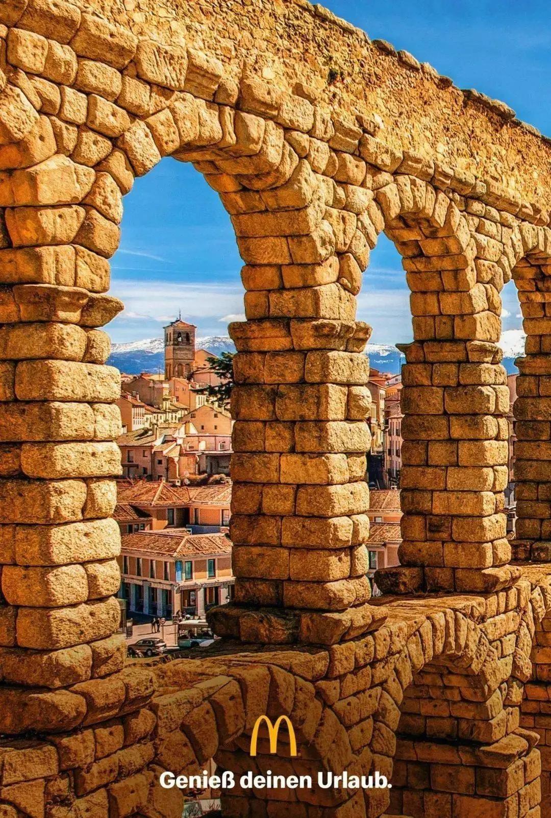 麦当劳新品汉堡海报,麦当劳最新夏日海报分析