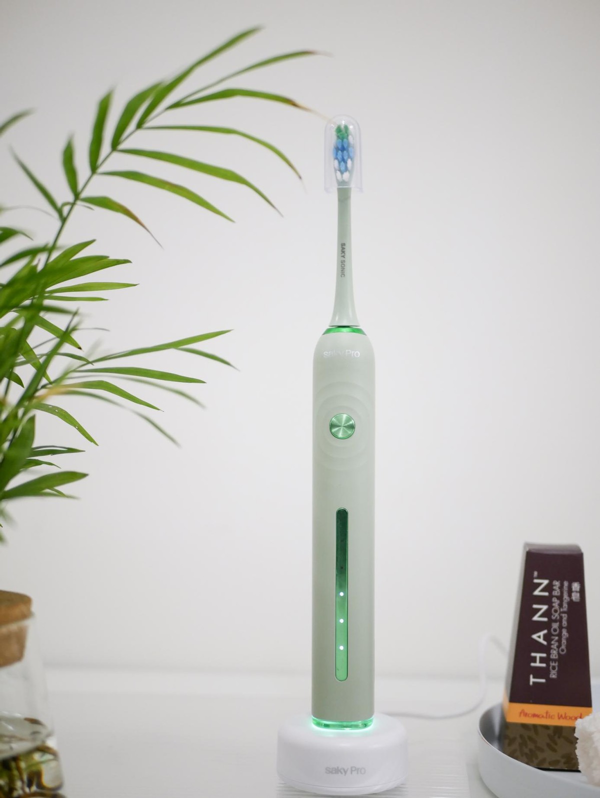 usmile电动牙刷和飞利浦电动牙刷,华为电动牙刷和飞利浦电动牙刷