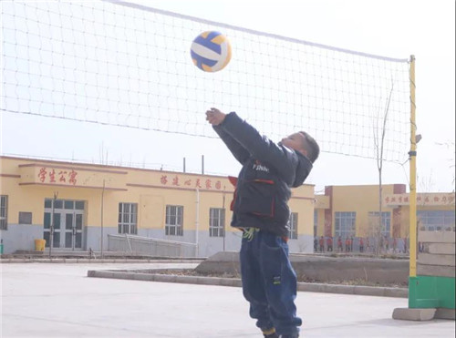 为中国足球梦想助力,为农村孩子筑梦爱心公益活动