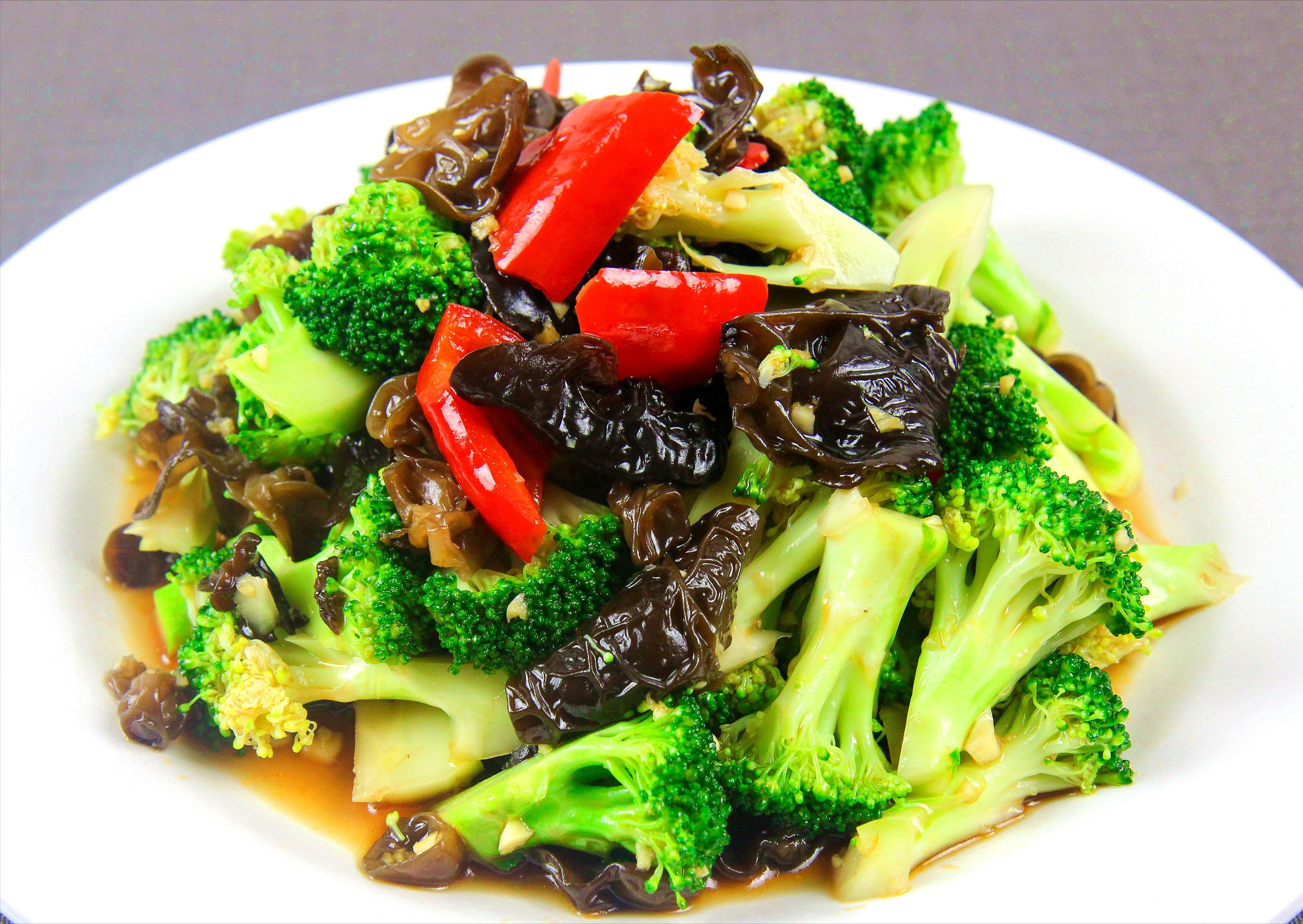 补钙的食物除了红枣还有哪些,海参跟什么一起吃补钙