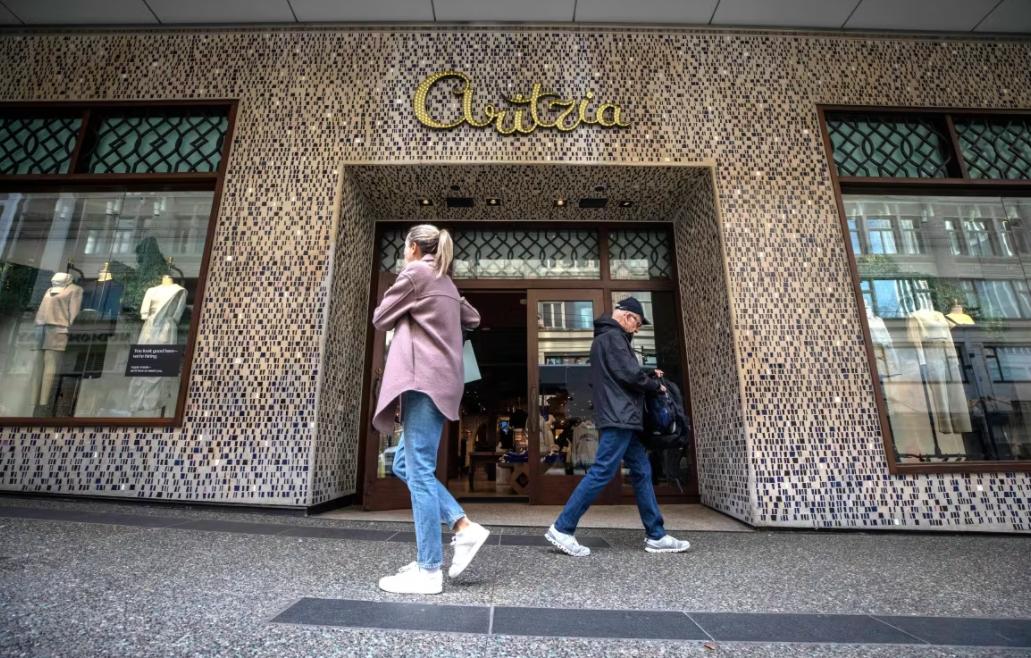 人红是非多被人举报,人红是非多风口浪尖