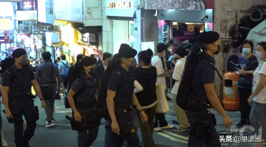 最近港人挤爆的这个地方，是香港八卦第一产地