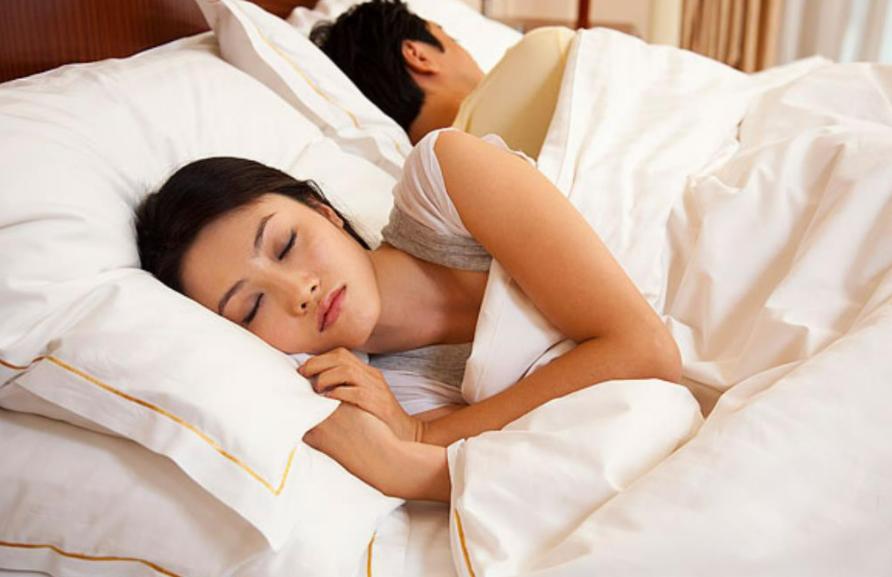 有多少人老婆上班不赚钱还不生气,老婆不上班月薪6000如何生活